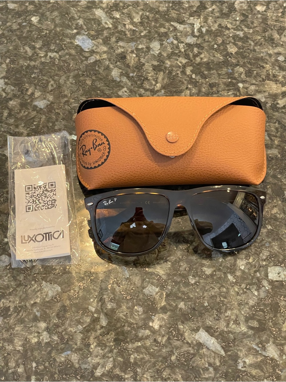 Authentic Ray Ban Boyfriend Polarized RB4147 Unisex Sunglasses